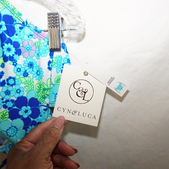 Cyn&Luca NWT One Piece Swimsuit All Over Floral Cutout Monokini Bathing Suit XXL - Picture 8 of 12